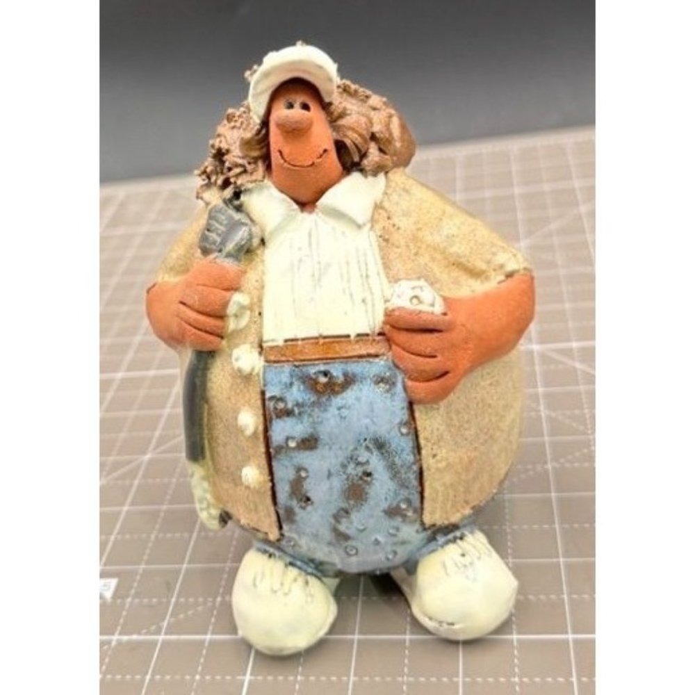 Vintage Pottery Figure Golfer Female Sara Meadows 5 1/2"